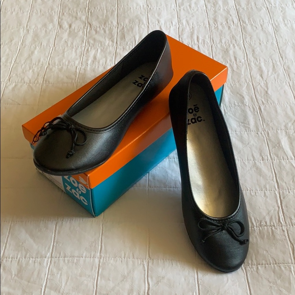 BNIBWT Zoe & Zac Girl’s Black Flats